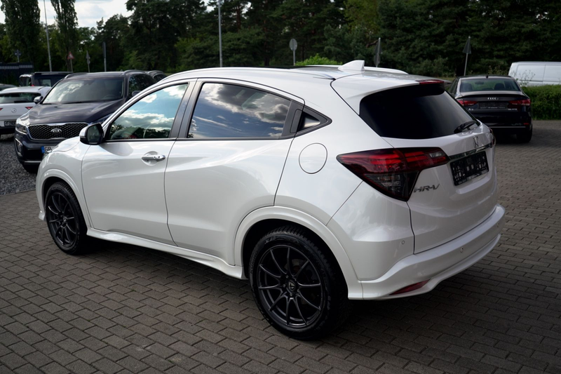 Honda HR-V Executive LED Kamera Keyless Panorama DAB — photo 6
