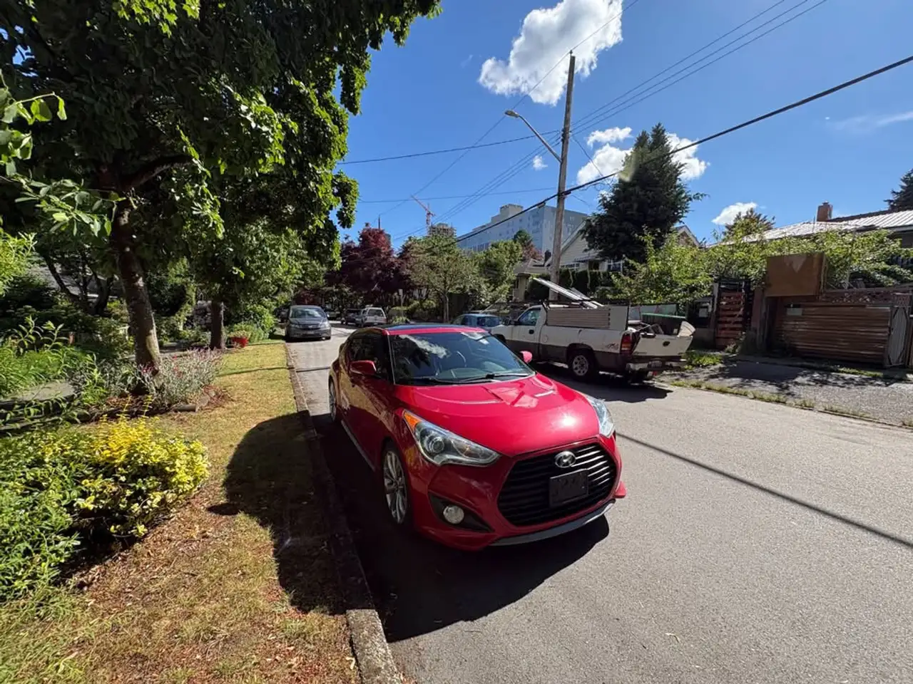 Hyundai VELOSTER photo Hyundai VELOSTER