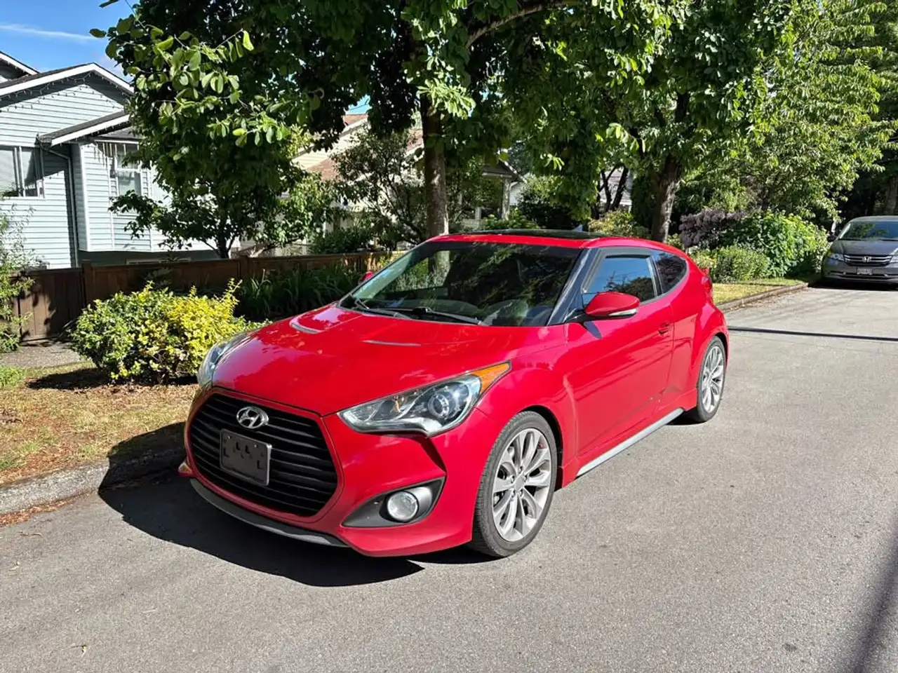 Hyundai VELOSTER photo Hyundai VELOSTER