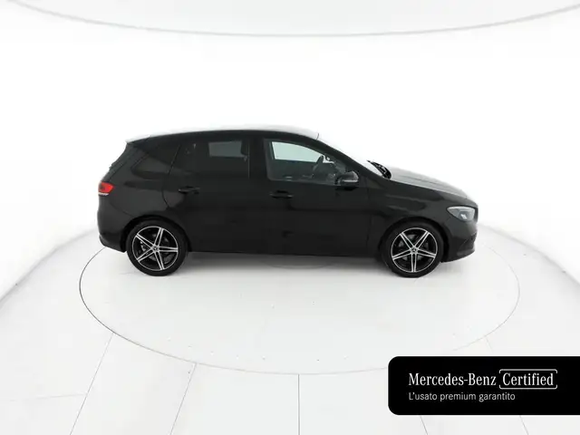 Mercedes-Benz B-Class view 5