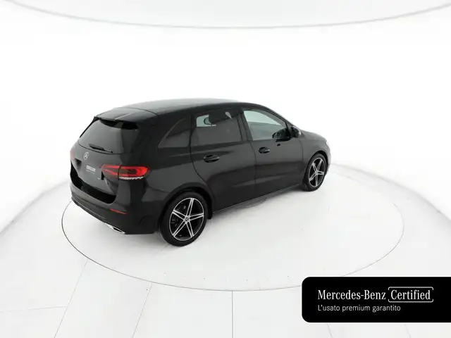 Mercedes-Benz B-Class view 4