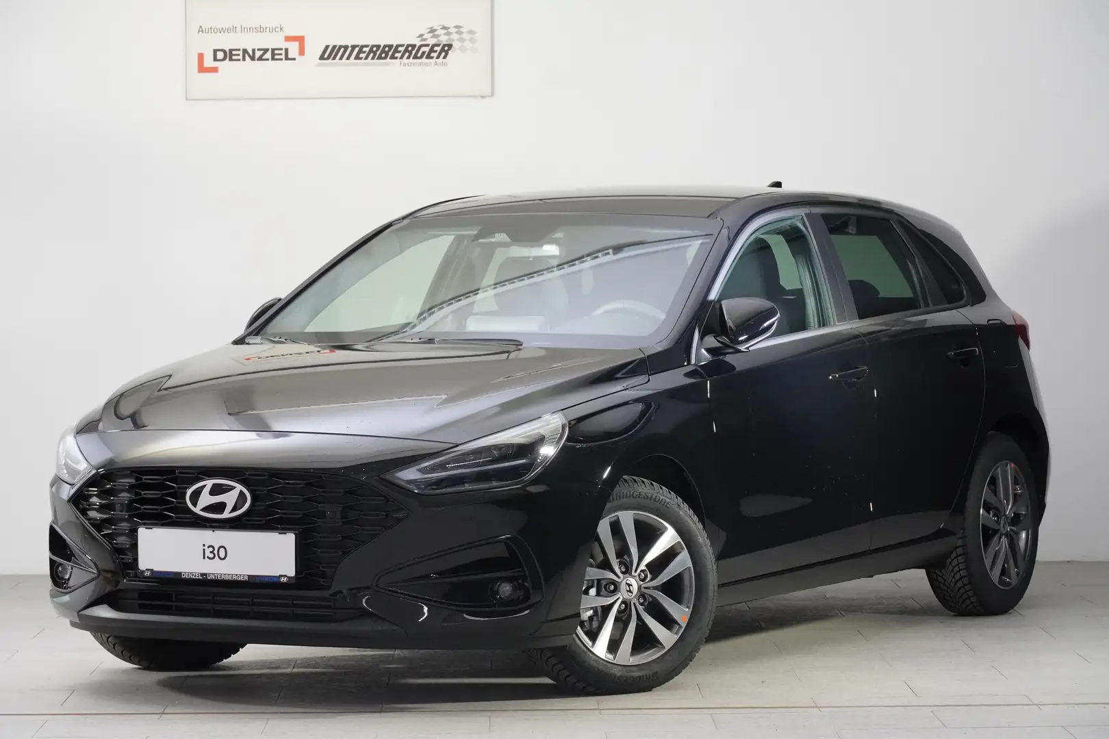 Hyundai i30 - PD GO Plus 1.0 TGDI c5bu2-OO3 Schwarz - 2