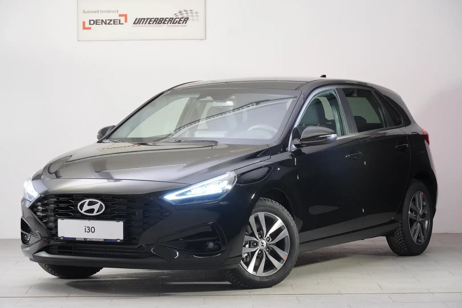 Hyundai i30 - PD GO Plus 1.0 TGDI c5bu2-OO3 Schwarz - 1