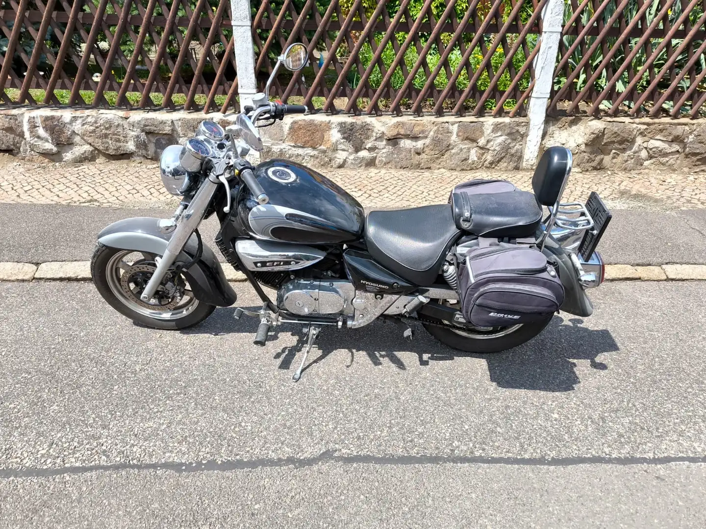 Hyosung Aquila 250 Black - 1