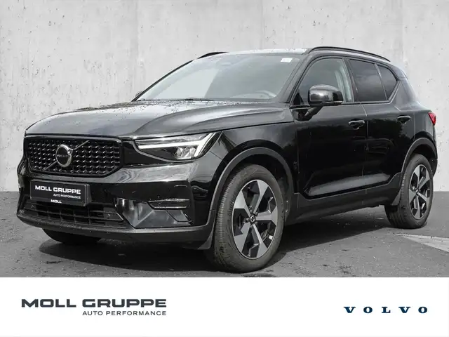 2023 Volvo XC40 in Black for sale