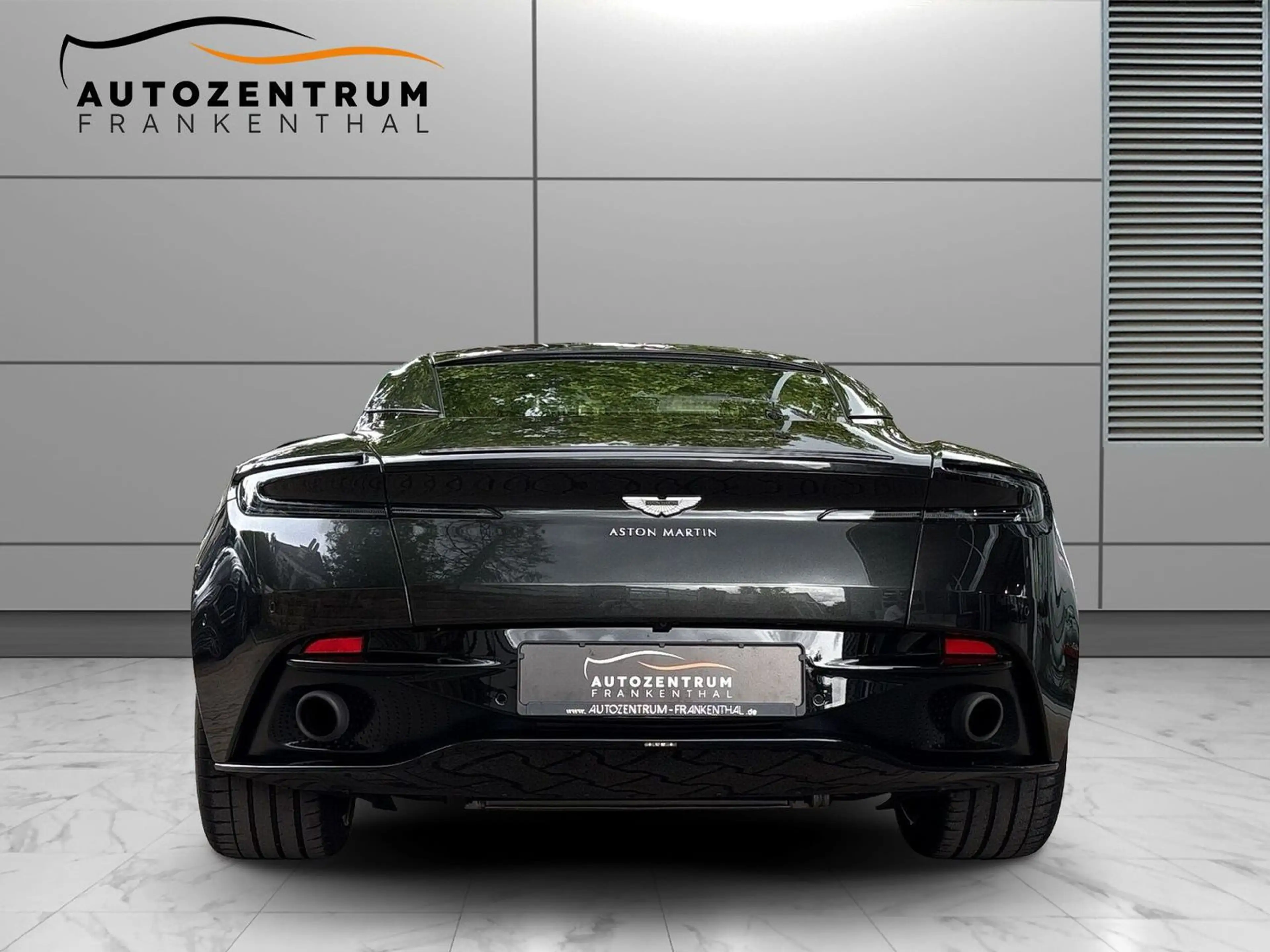 Aston Martin DB11 V12 AMR B&O Q PAINT GARANTIE — photo 4