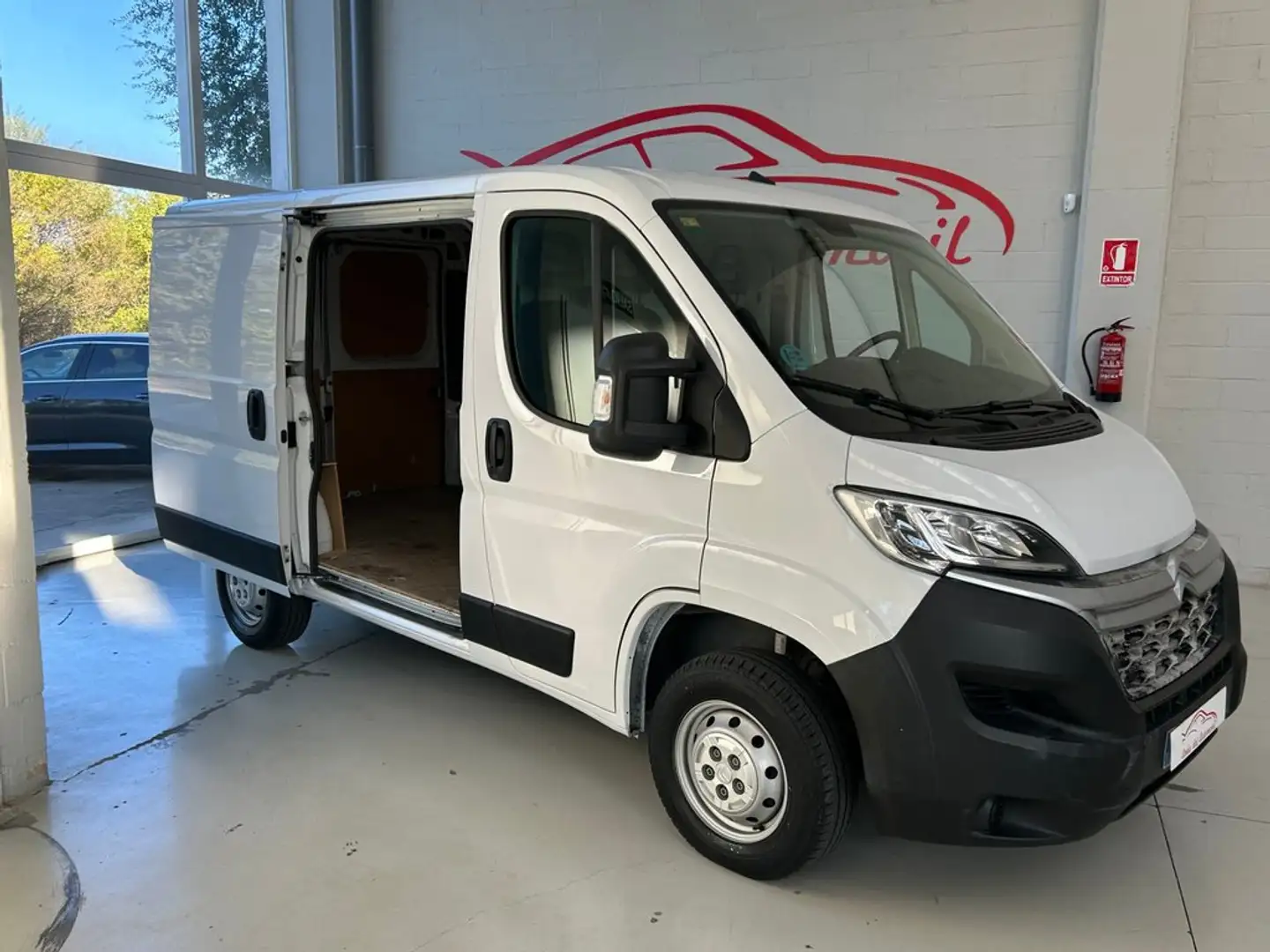 Citroen Jumper BlueHDi 88KW (120CV) Furgón 30L1H1 Blanco - 2