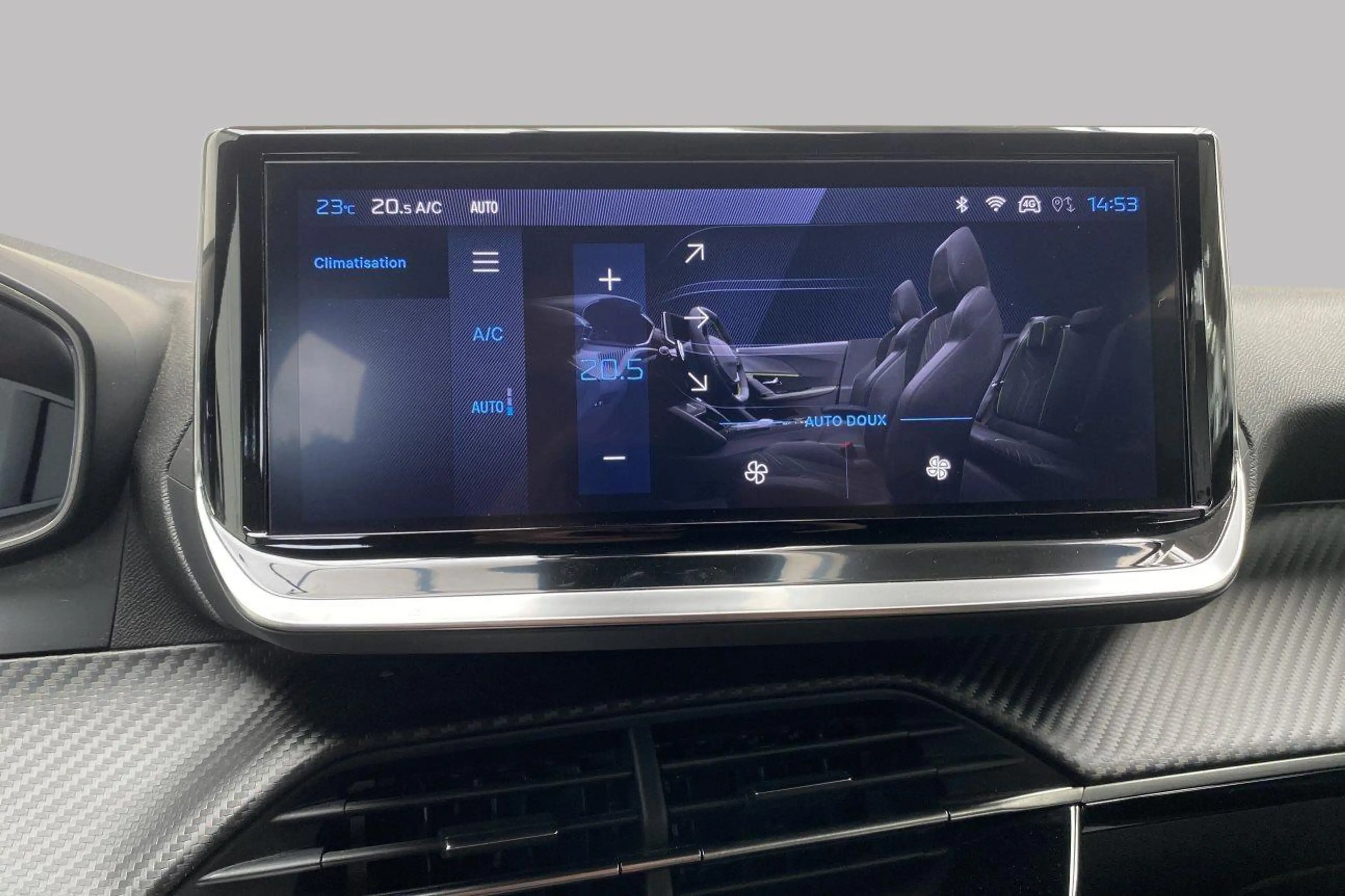 Peugeot 2008 Allure — photo 15