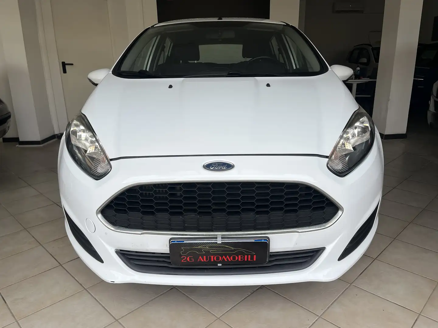 Ford Fiesta 1.5 black and white edition - 1