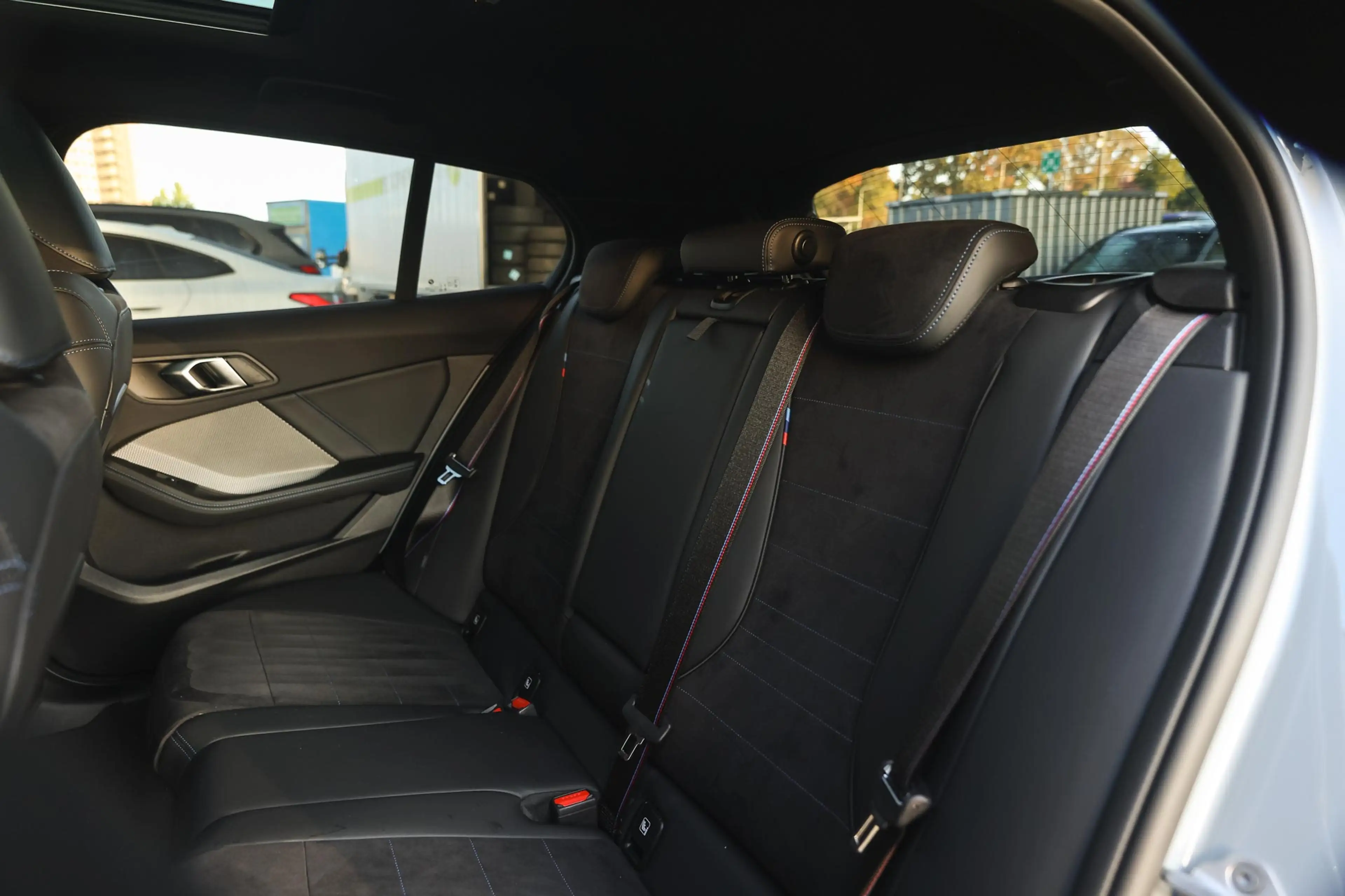 BMW 120 1 Serie M Sport Automaat / Sportstoelen / Panorama — photo 12