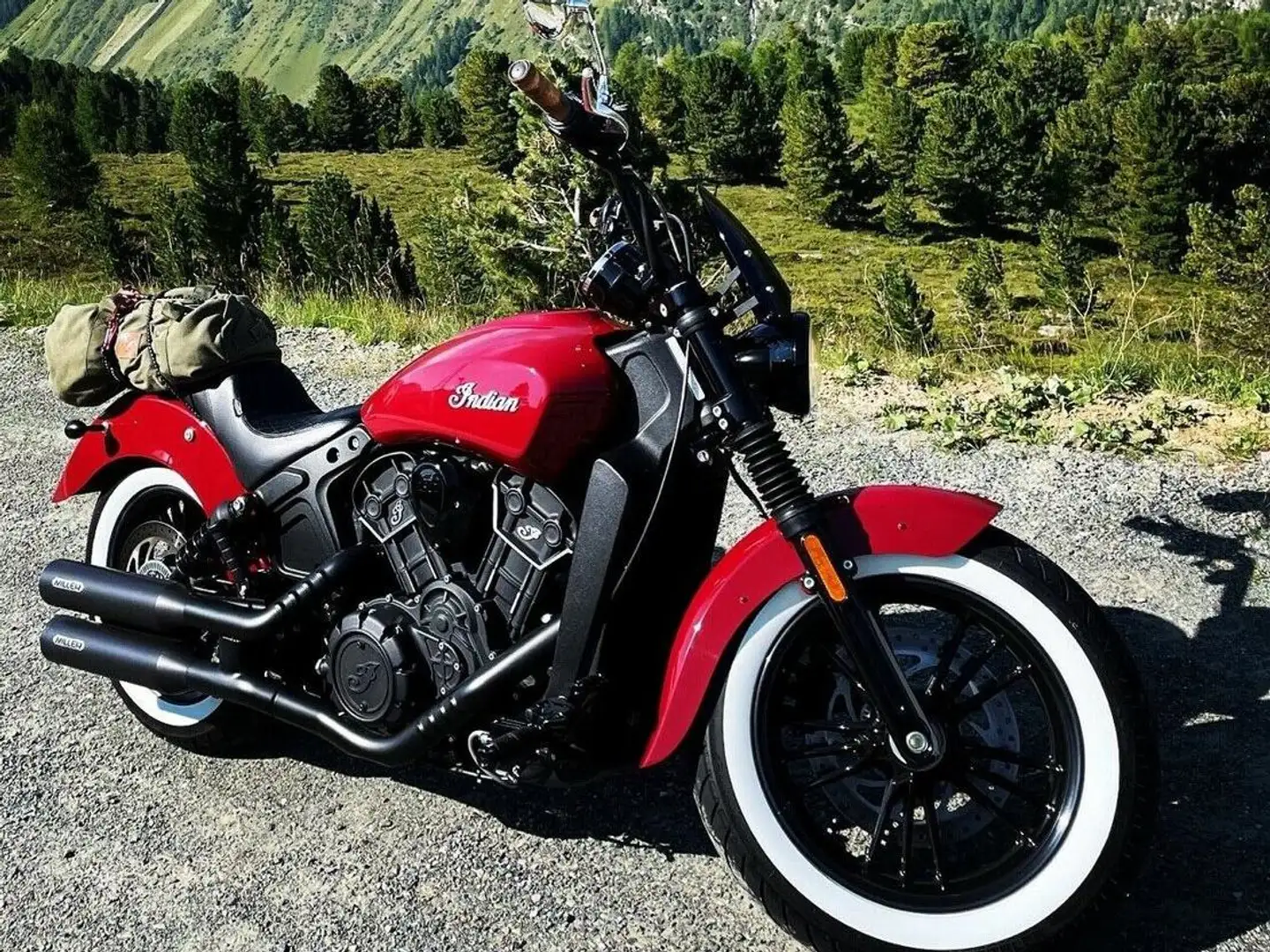 Indian Scout Rouge - 2