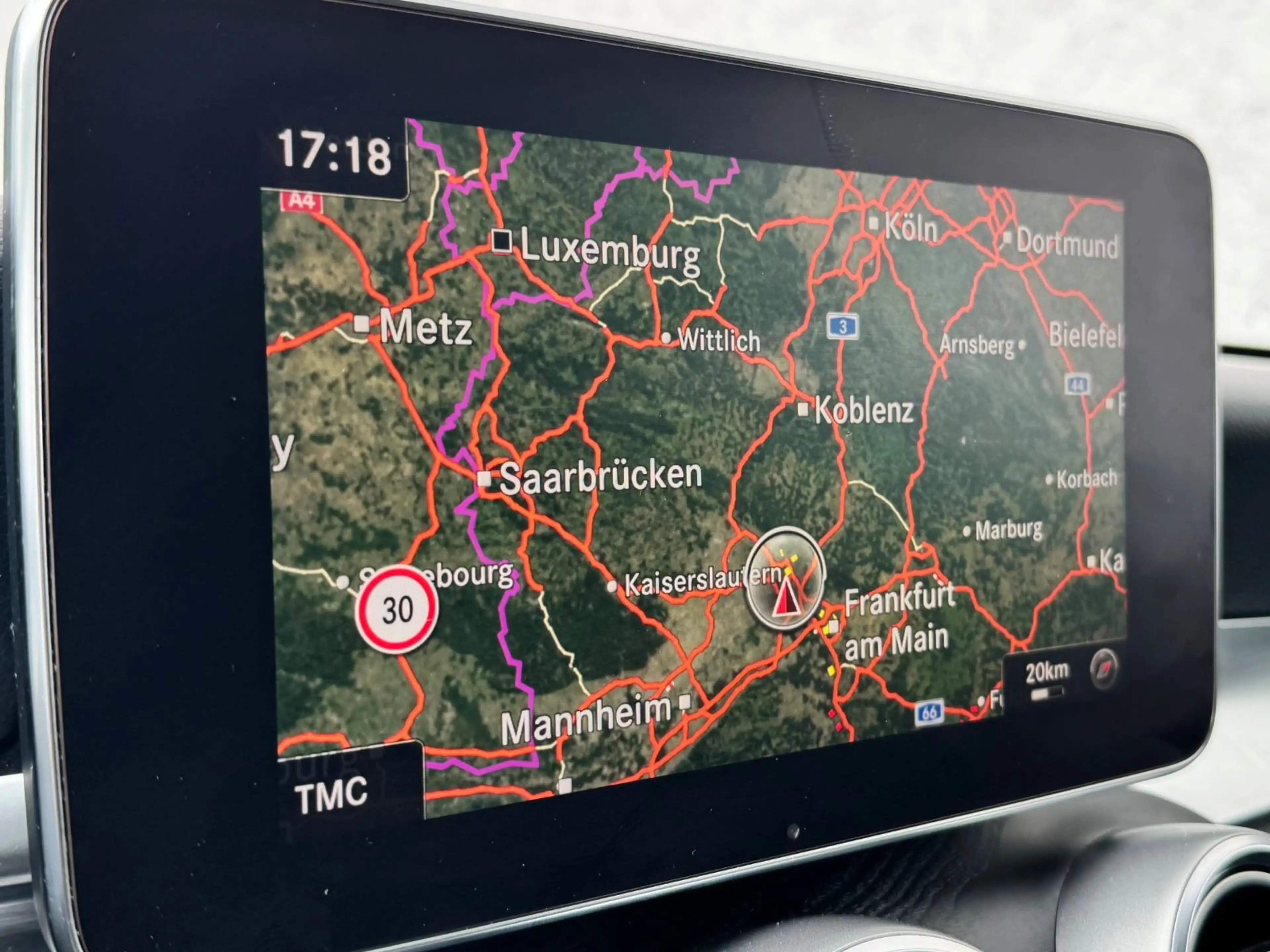Mercedes-Benz C 250 BT d AMG Airm. Leder Amb. LED Kam. — photo 10
