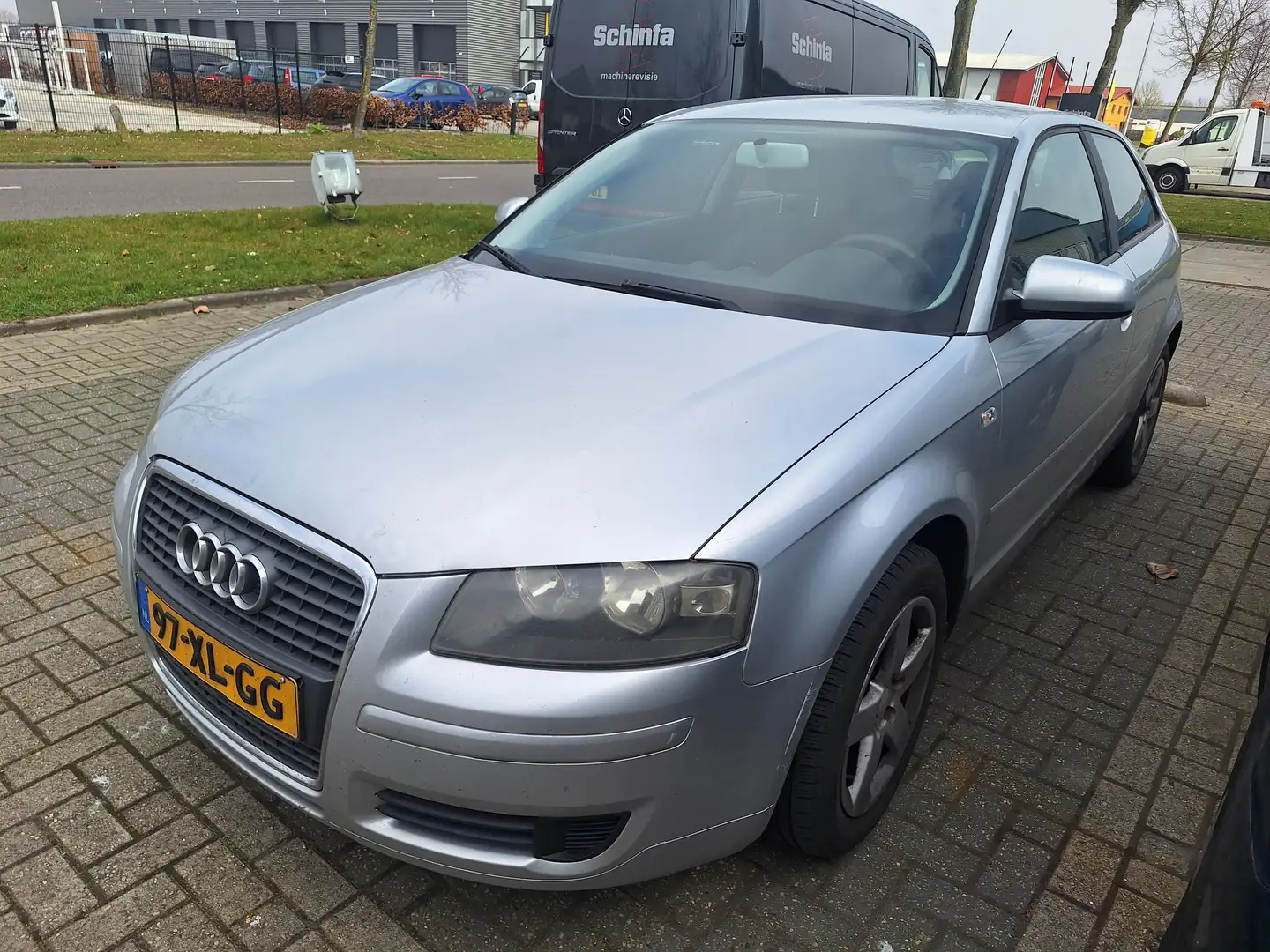 Audi A3 A3+1.6+FSI+Attraction Zilver - 1