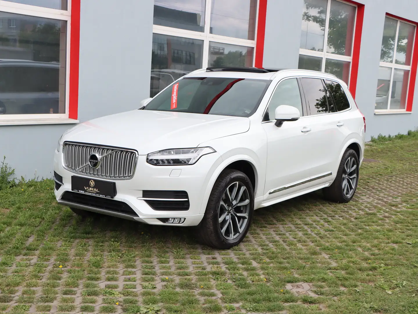Volvo XC90 Inscription AWD|Head-up|Schiebe-/Hebedach 7-Sitzer Weiß - 2