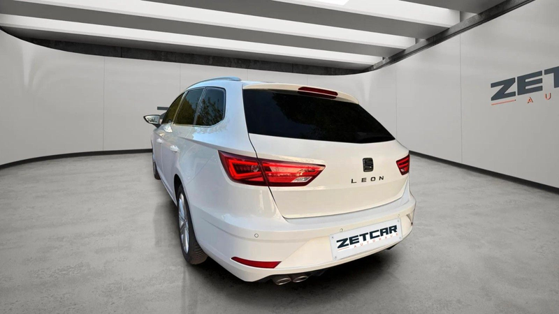 SEAT Leon ST Xcellence BEATS DIGITAL ALCANTARA SPUR — photo 5