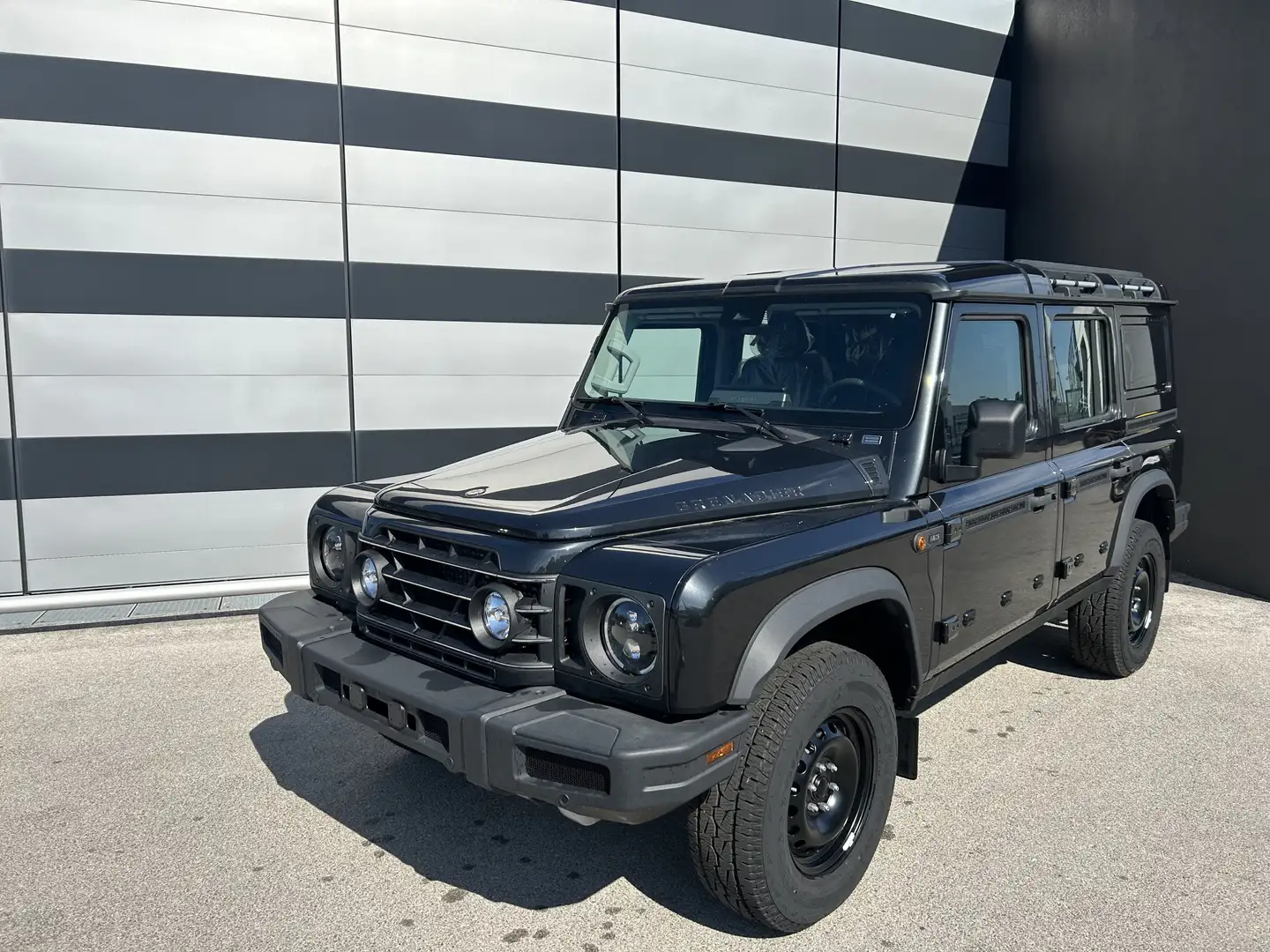 Ineos Grenadier Utility Wagon AKTIONSWOCHEN Grau - 1