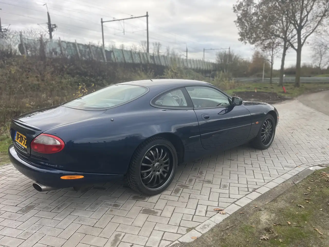 Jaguar XK8 Coupe, foto 4