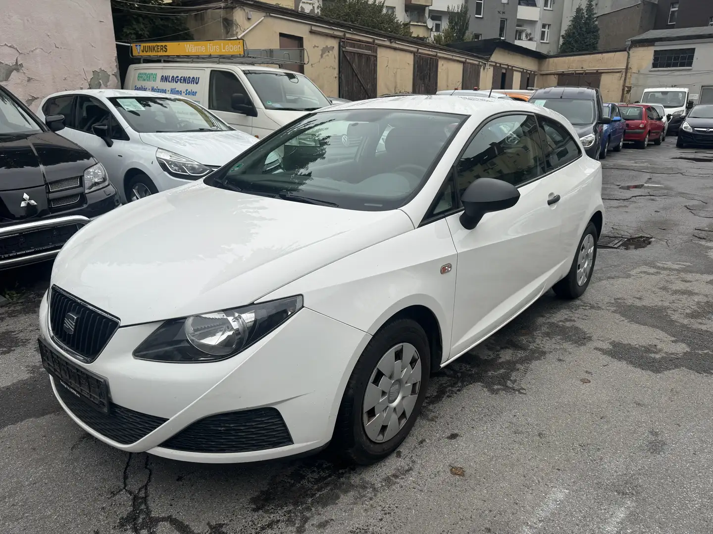SEAT Ibiza Ibiza 3-Türer SC 1.2*Klima*Euro 5*Tüv Neu* Weiß - 1