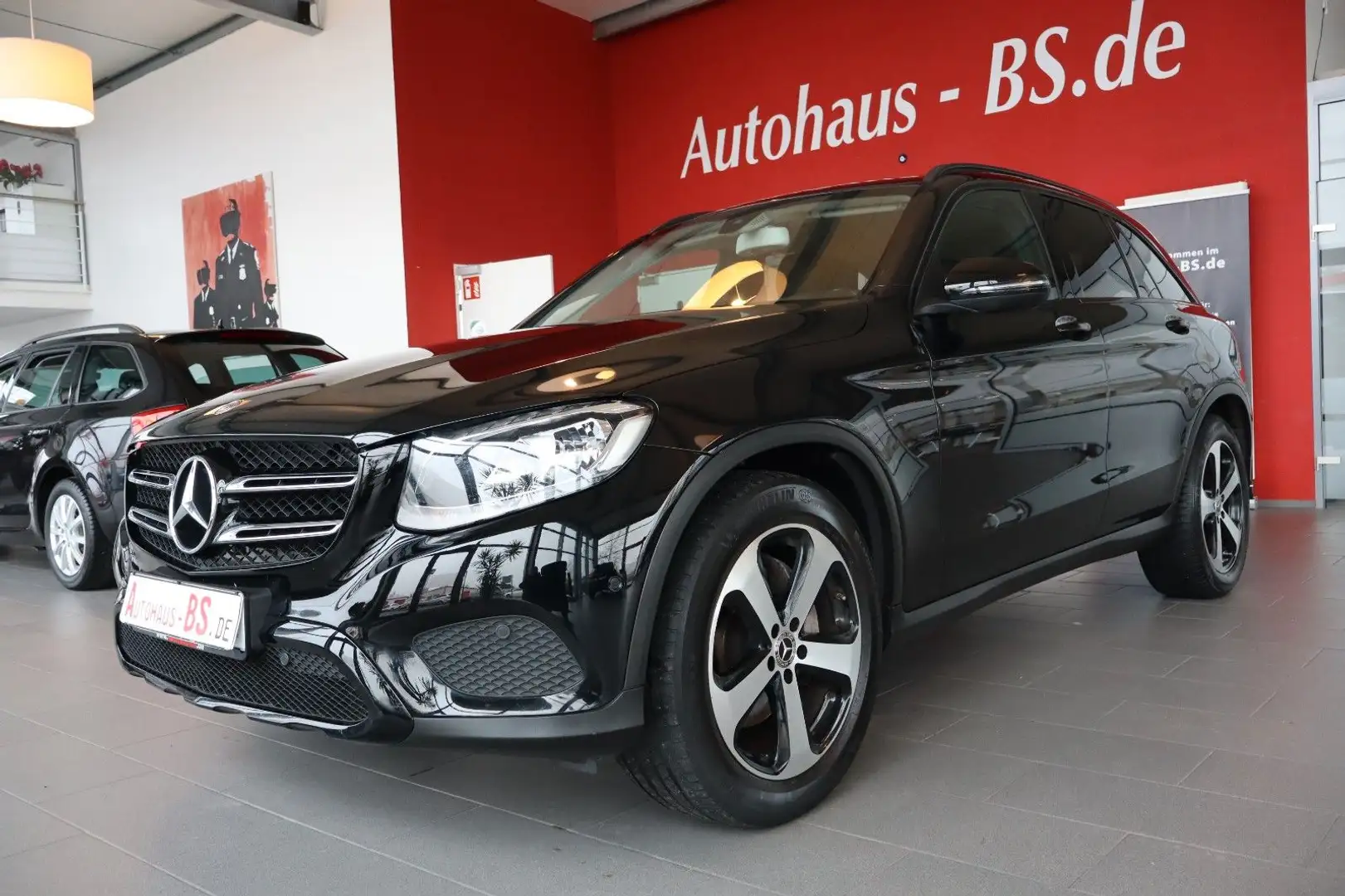 Mercedes-Benz GLC 220 d Exclusive 4Matic, Navi, SHZ, PDC, 2.Hd Schwarz - 1