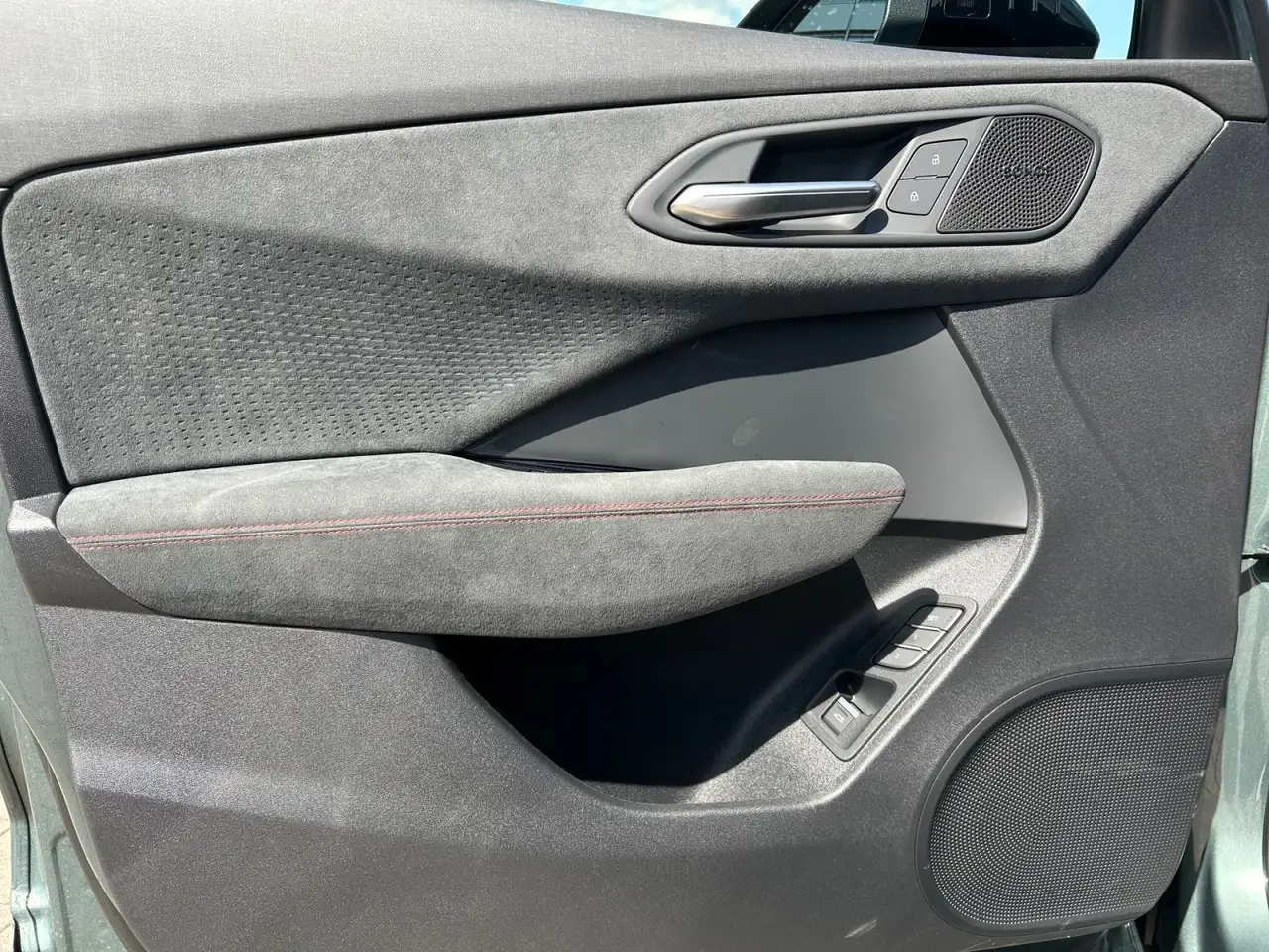 Audi Q3 SUV 2 x S line Dig. Matrix LED Pano Tech pro 14