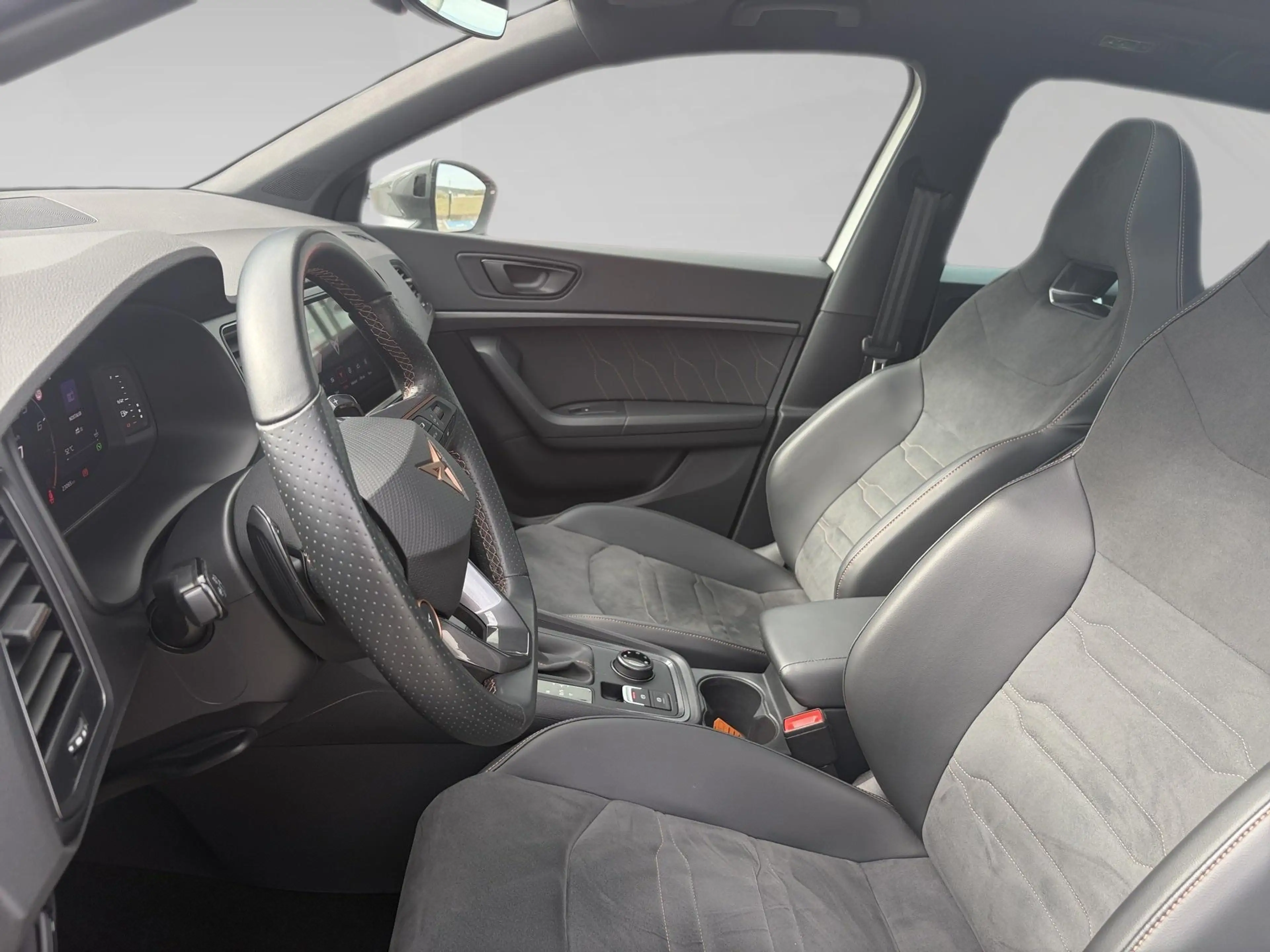 CUPRA Ateca 2.0 TSI 221kW DSG 4WD VZ — photo 4
