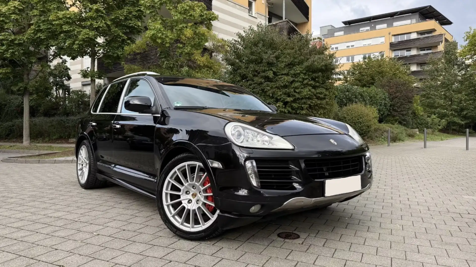 Porsche Cayenne 3.0 V6 GTS Design - 1