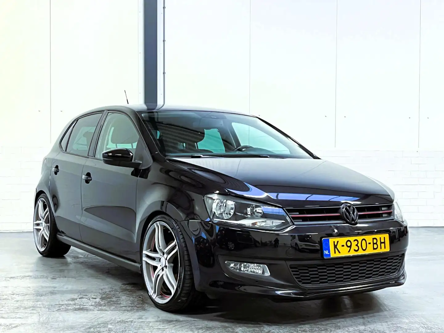 Volkswagen Polo 1.4-16V Highline PDC|Stoelverwarming Zwart - 1