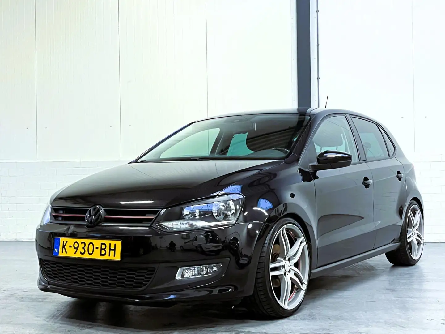 Volkswagen Polo 1.4-16V Highline PDC|Stoelverwarming Zwart - 2