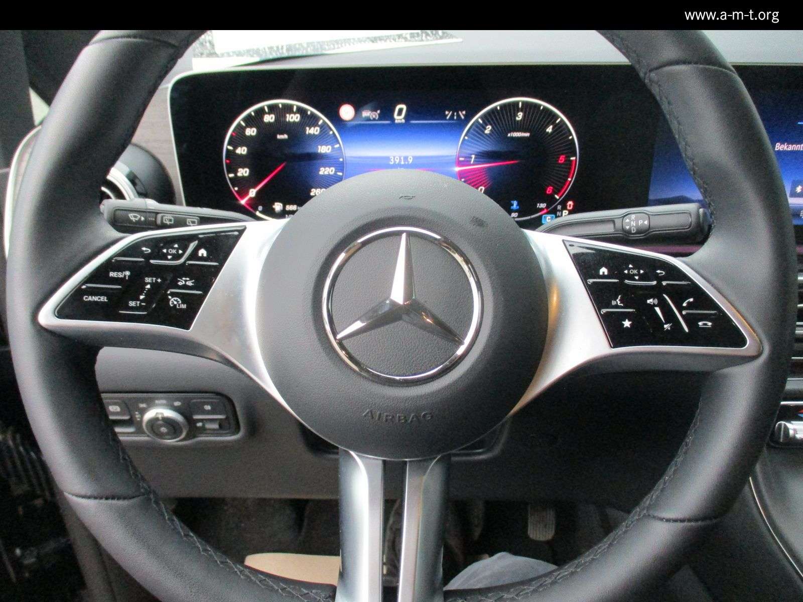 Mercedes-Benz V 300