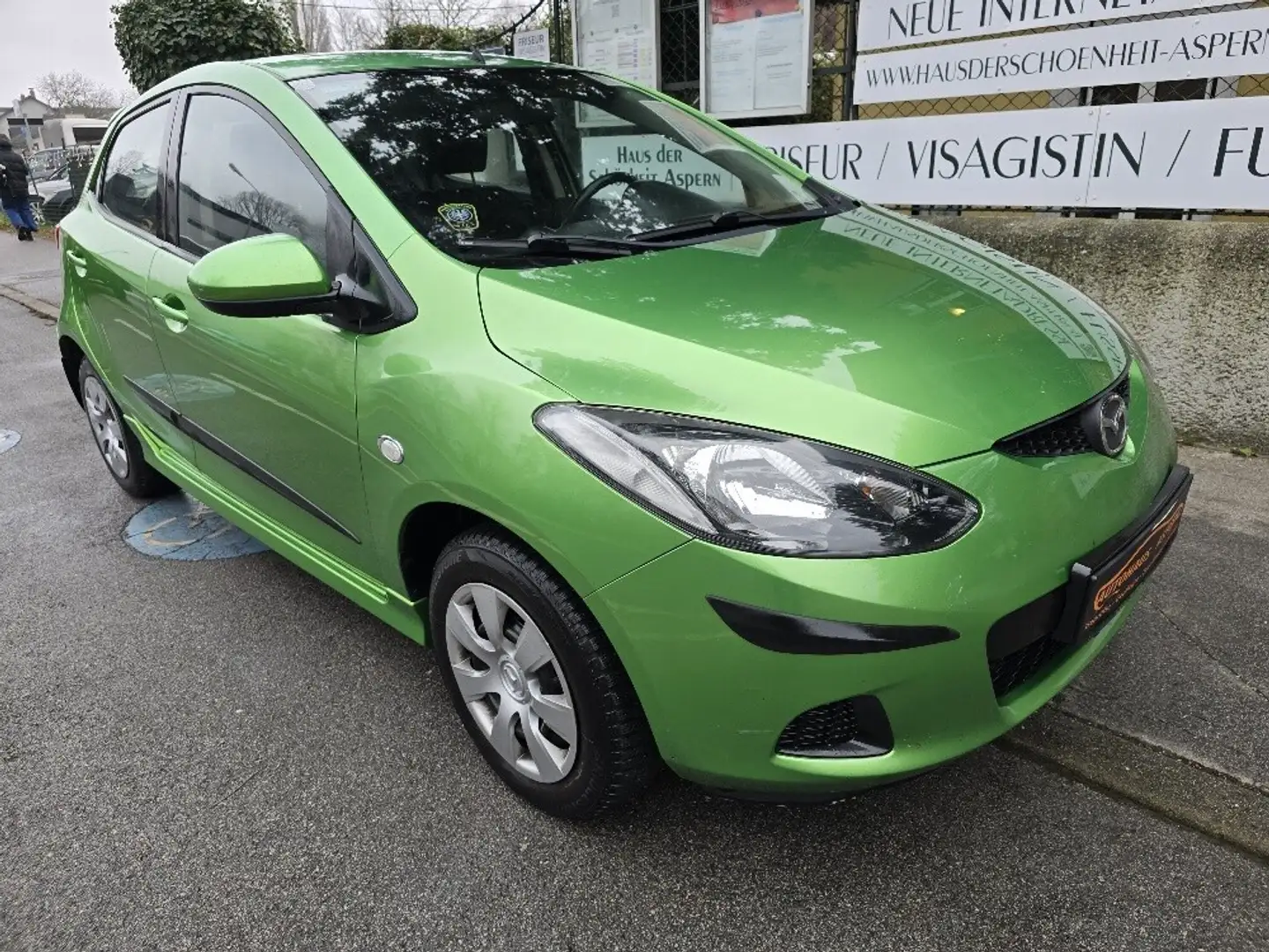 Mazda 2 Mazda2 1,3i TE Pro Grün - 1