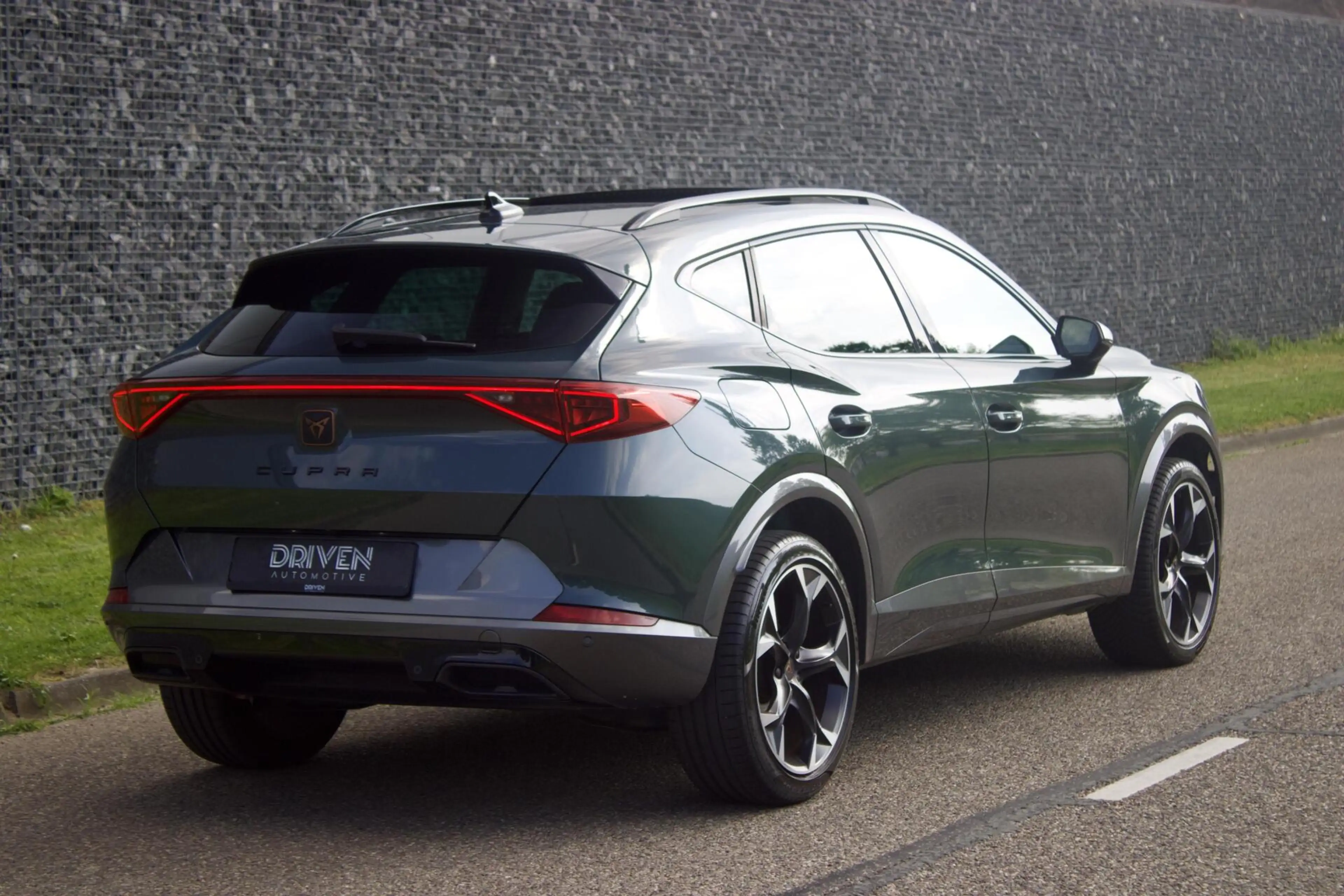 CUPRA Formentor 1.5 TSI VZ | Pano - Beats - Camera - LEDER — photo 5