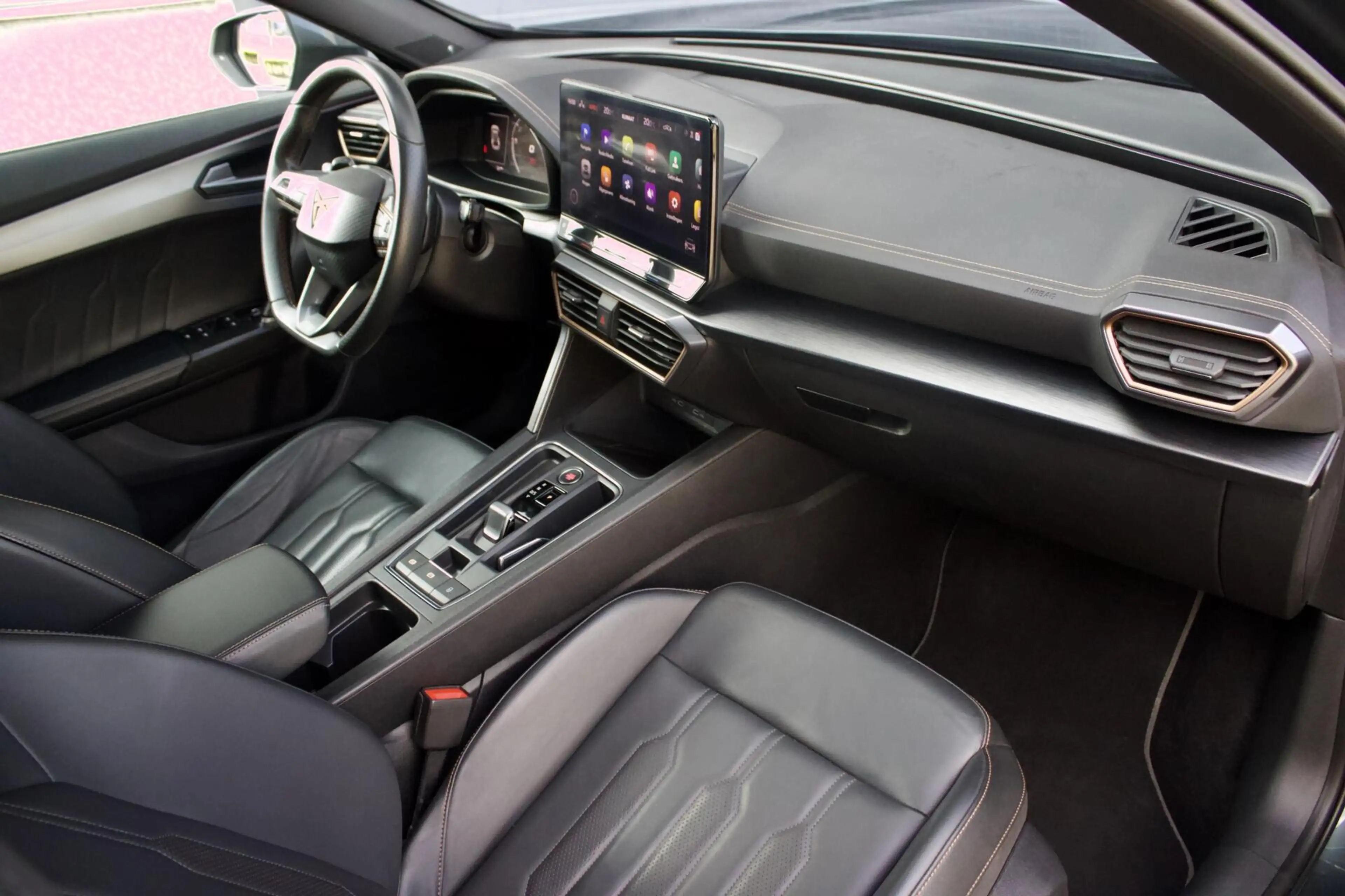 CUPRA Formentor 1.5 TSI VZ | Pano - Beats - Camera - LEDER — photo 10