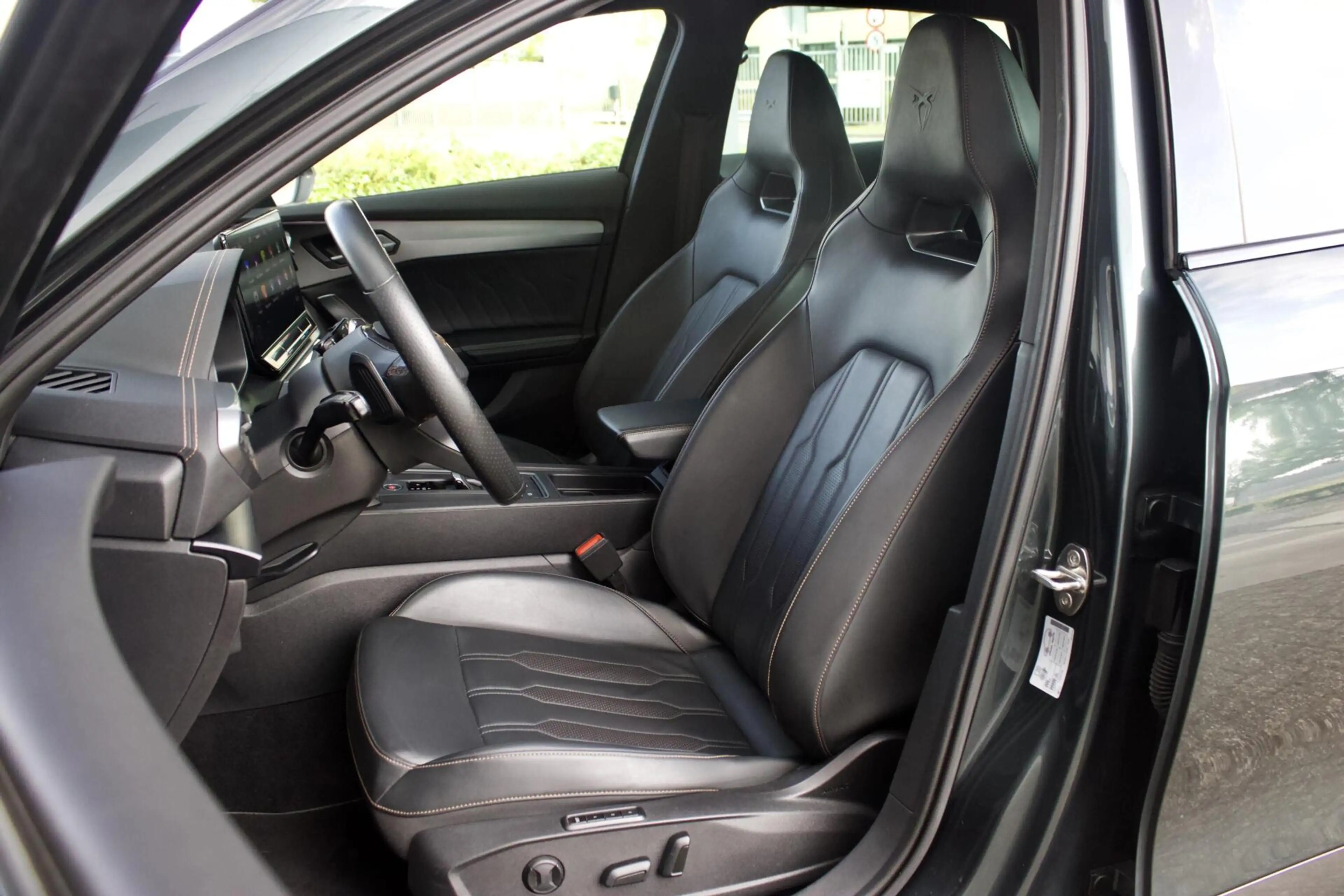 CUPRA Formentor 1.5 TSI VZ | Pano - Beats - Camera - LEDER — photo 11