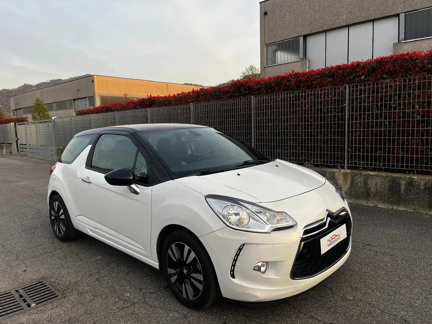Citroen DS3 DS3 1.4 hdi Chic 70cv Bianco - 1