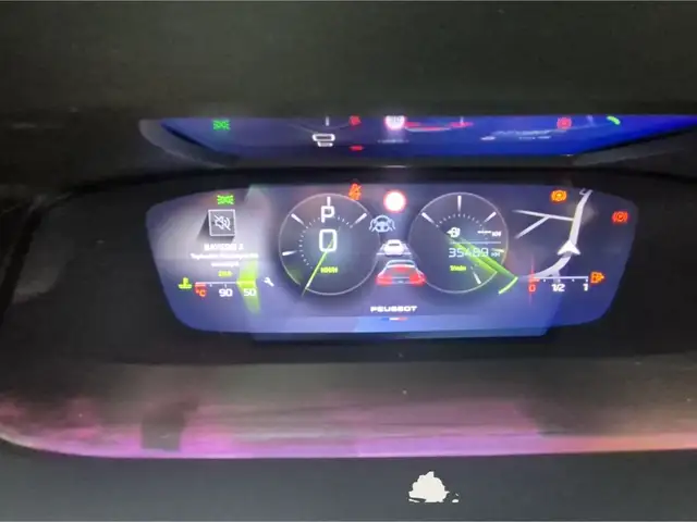 Peugeot 408 view 15