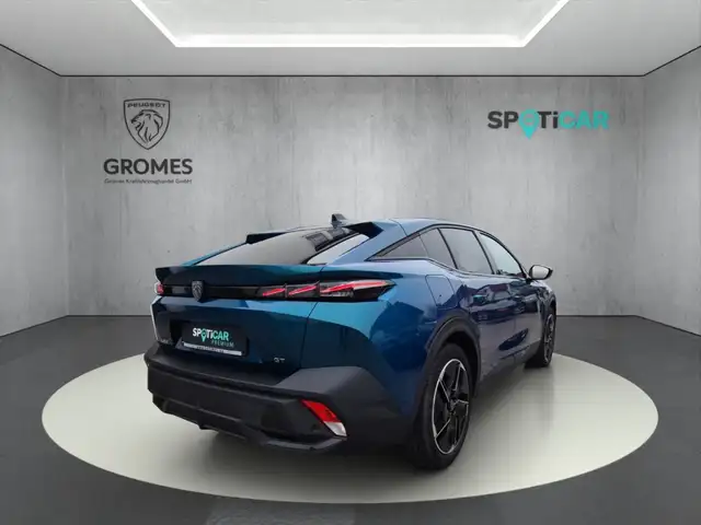 Peugeot 408 view 3