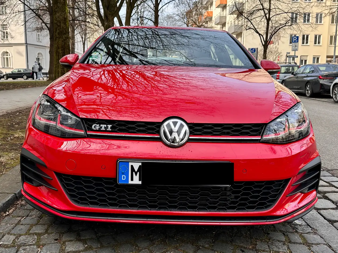 Volkswagen Golf GTI Golf GTI (BlueMotion Technology) Red - 1