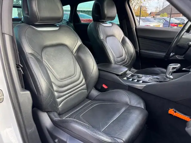 Citroen DS5 view 10