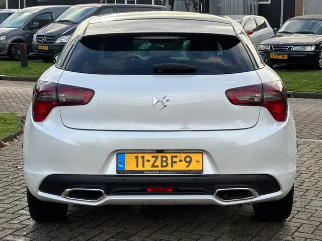 Citroen DS5 view 7