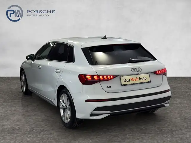 Audi A3 view 4