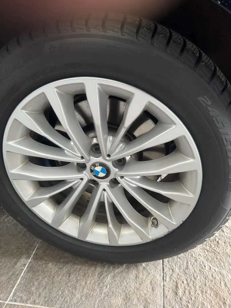 BMW 640 640i xDrive Gran Turismo Aut. Schwarz - 1