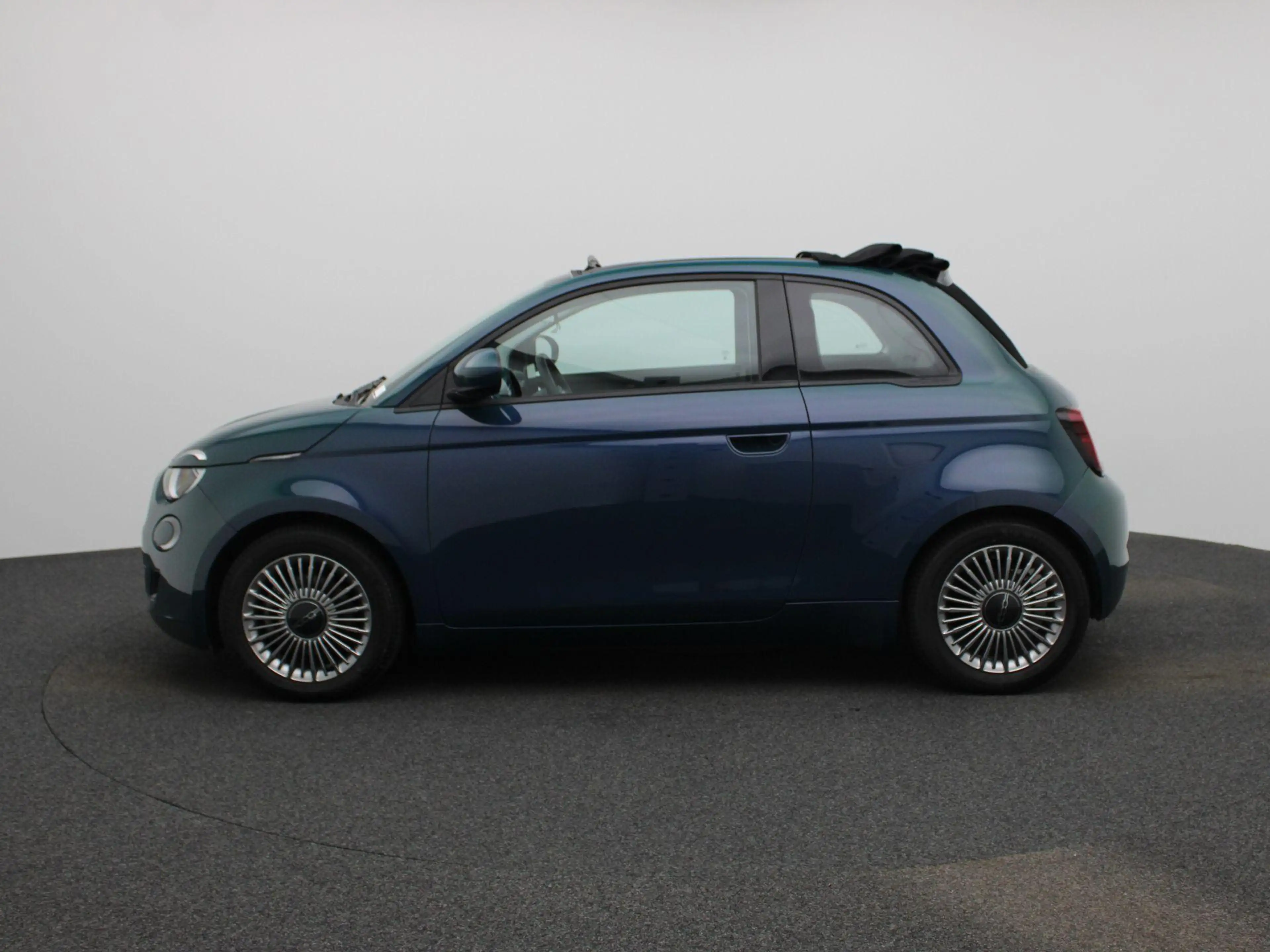 Fiat 500C Icon 42 kWh Cabrio | LMV | cruise control | Camera — photo 4