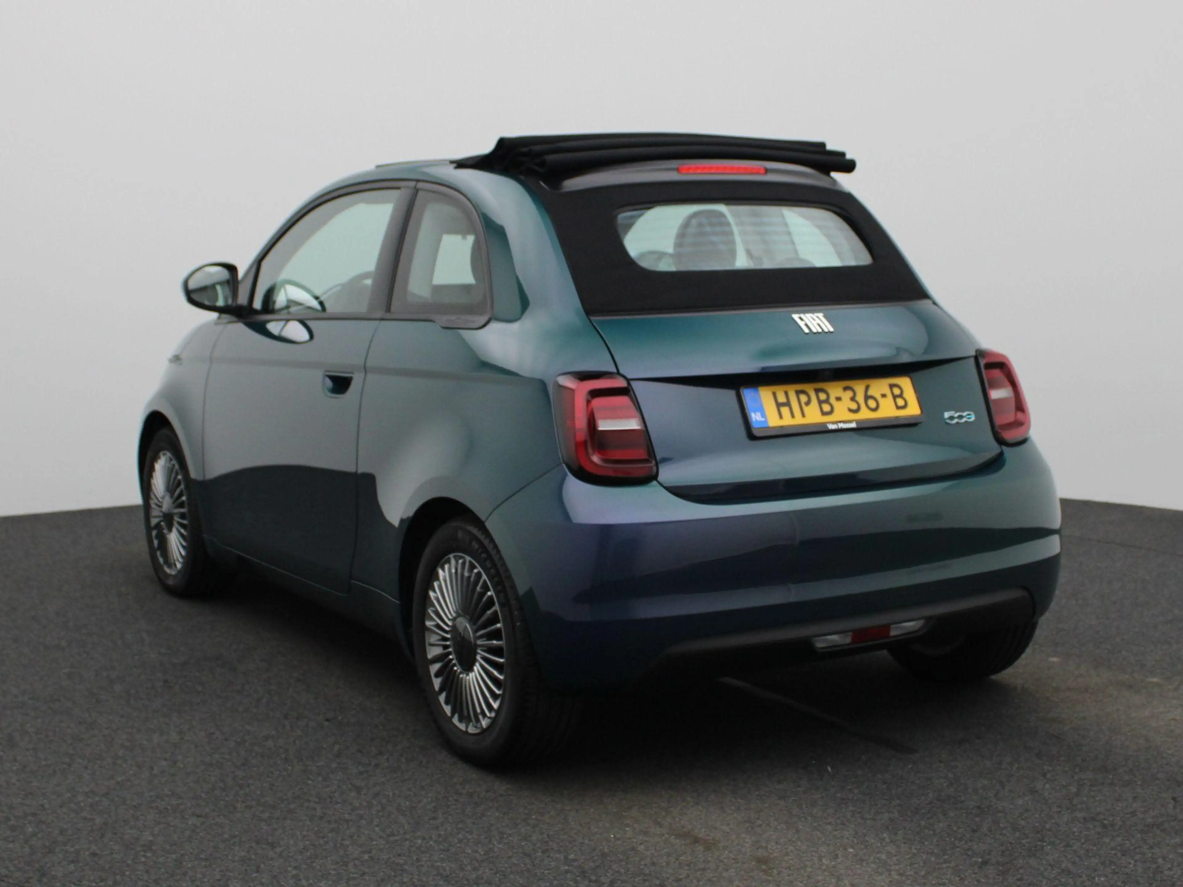 Fiat 500C Icon 42 kWh Cabrio | LMV | cruise control | Camera — photo 2