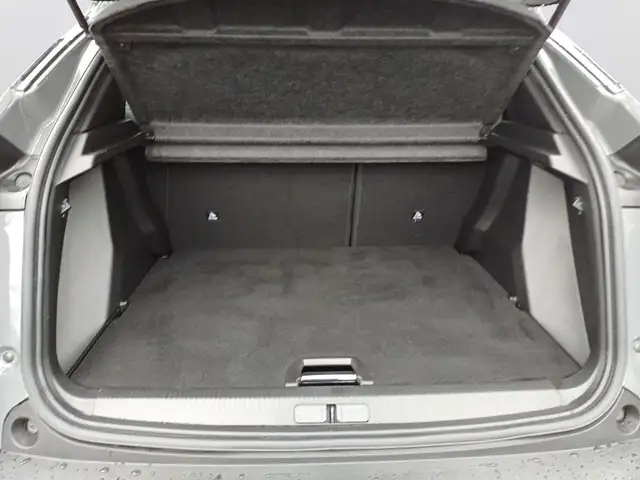 Peugeot 2008 view 7
