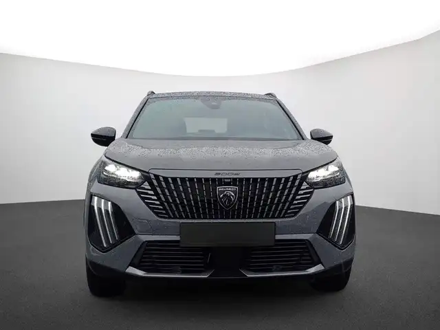 Peugeot 2008 view 2