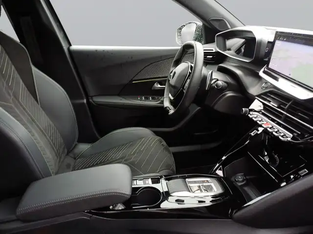 Peugeot 2008 view 11