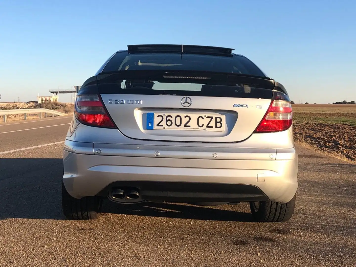 Mercedes-Benz C 30 AMG C+Sportcoupé+30+CDI+AMG+AMG Plateado - 2