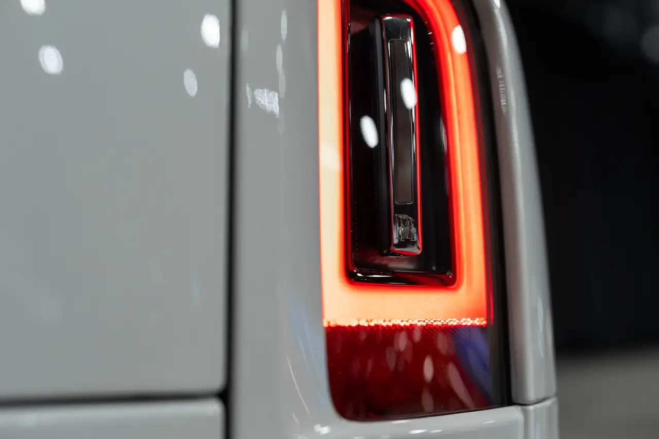 Rolls-Royce Cullinan снимка Rolls-Royce Cullinan