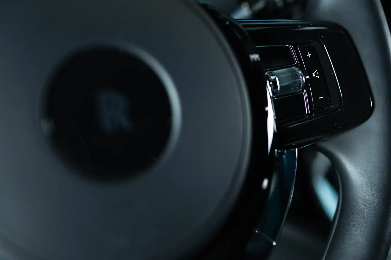 Rolls-Royce Cullinan снимка Rolls-Royce Cullinan