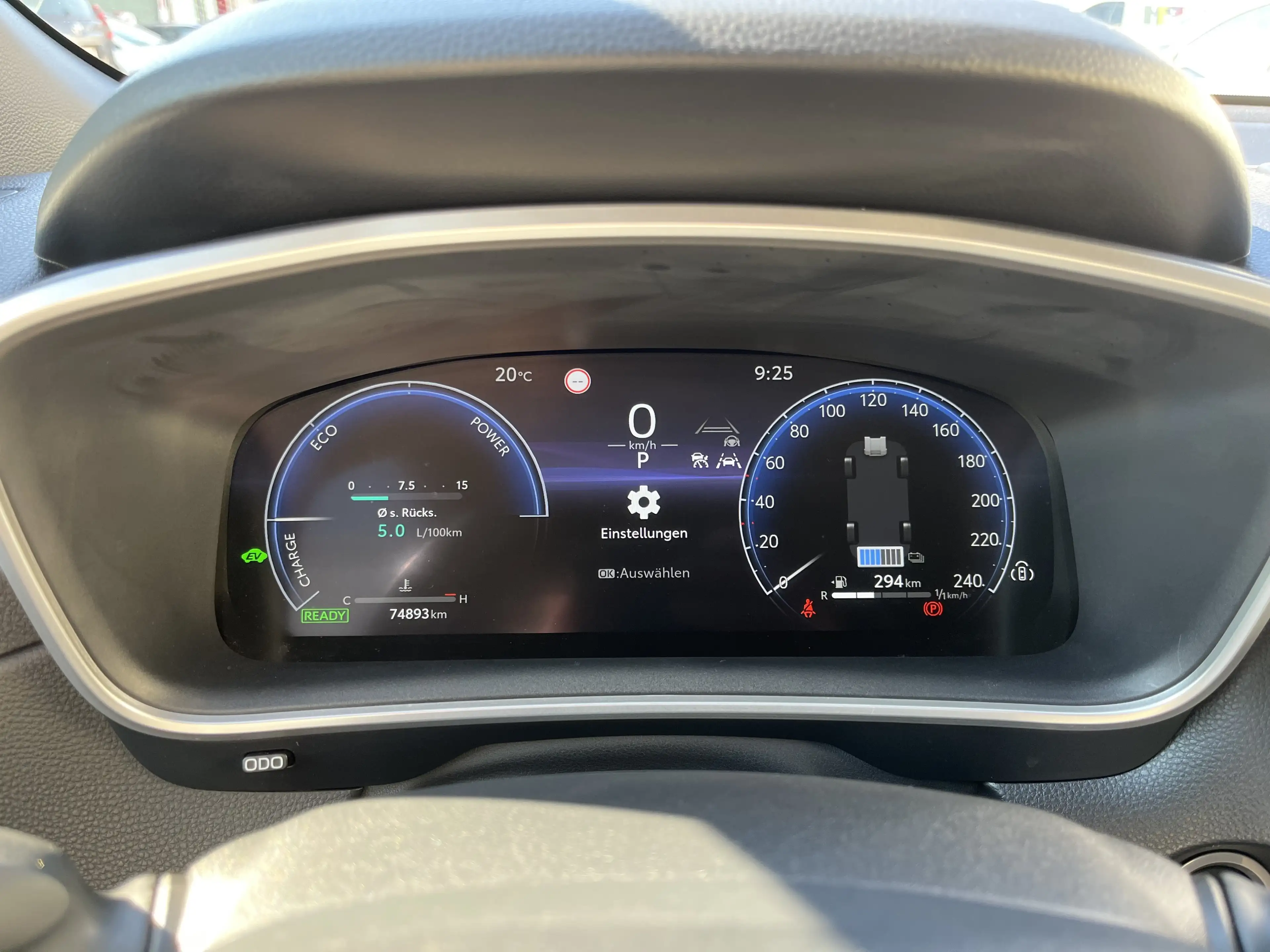 Toyota Corolla Cross 2,0 Hybrid AWD Active Drive — photo 11